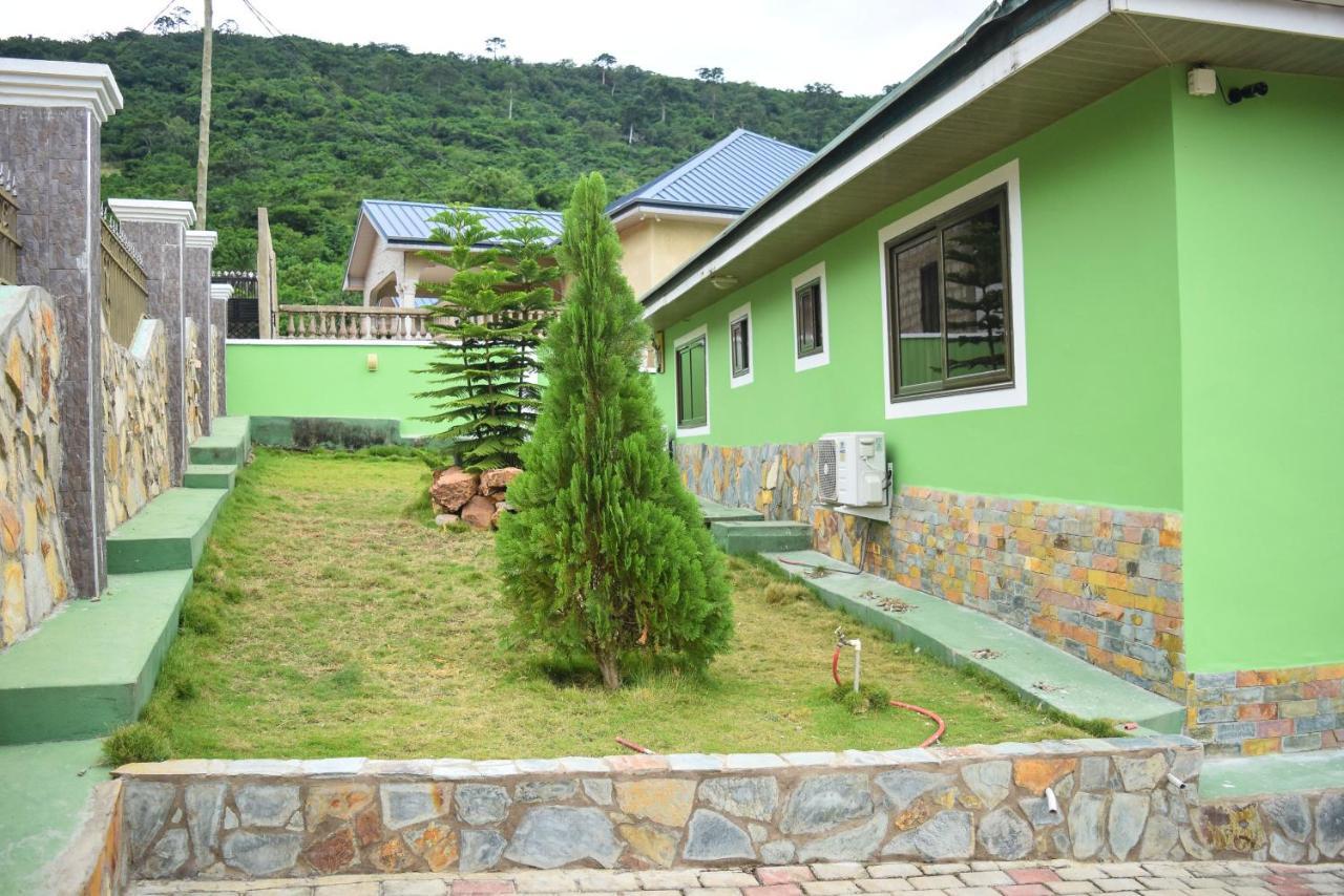 3A'S Guest House Akosombo Exteriör bild