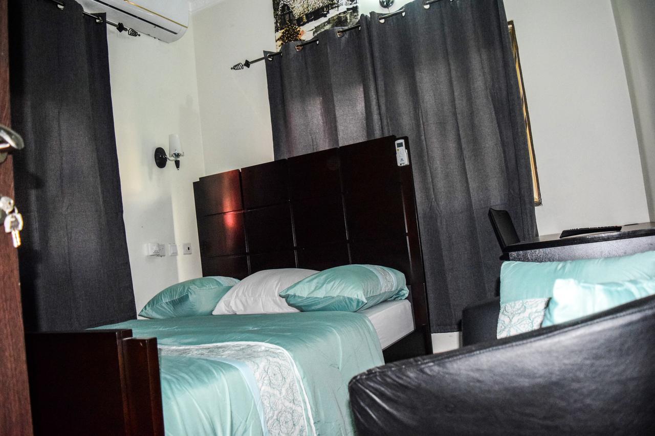 3A'S Guest House Akosombo Exteriör bild