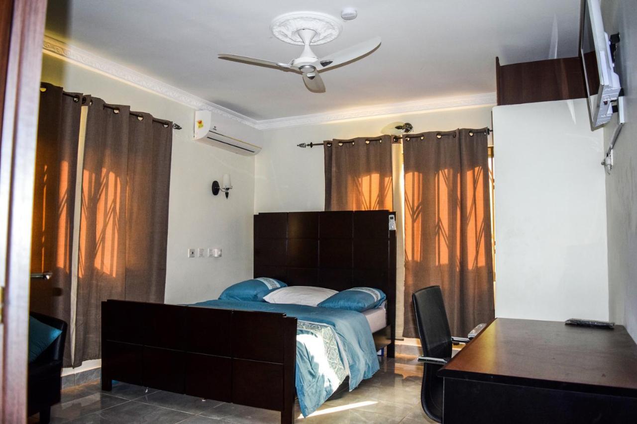 3A'S Guest House Akosombo Exteriör bild