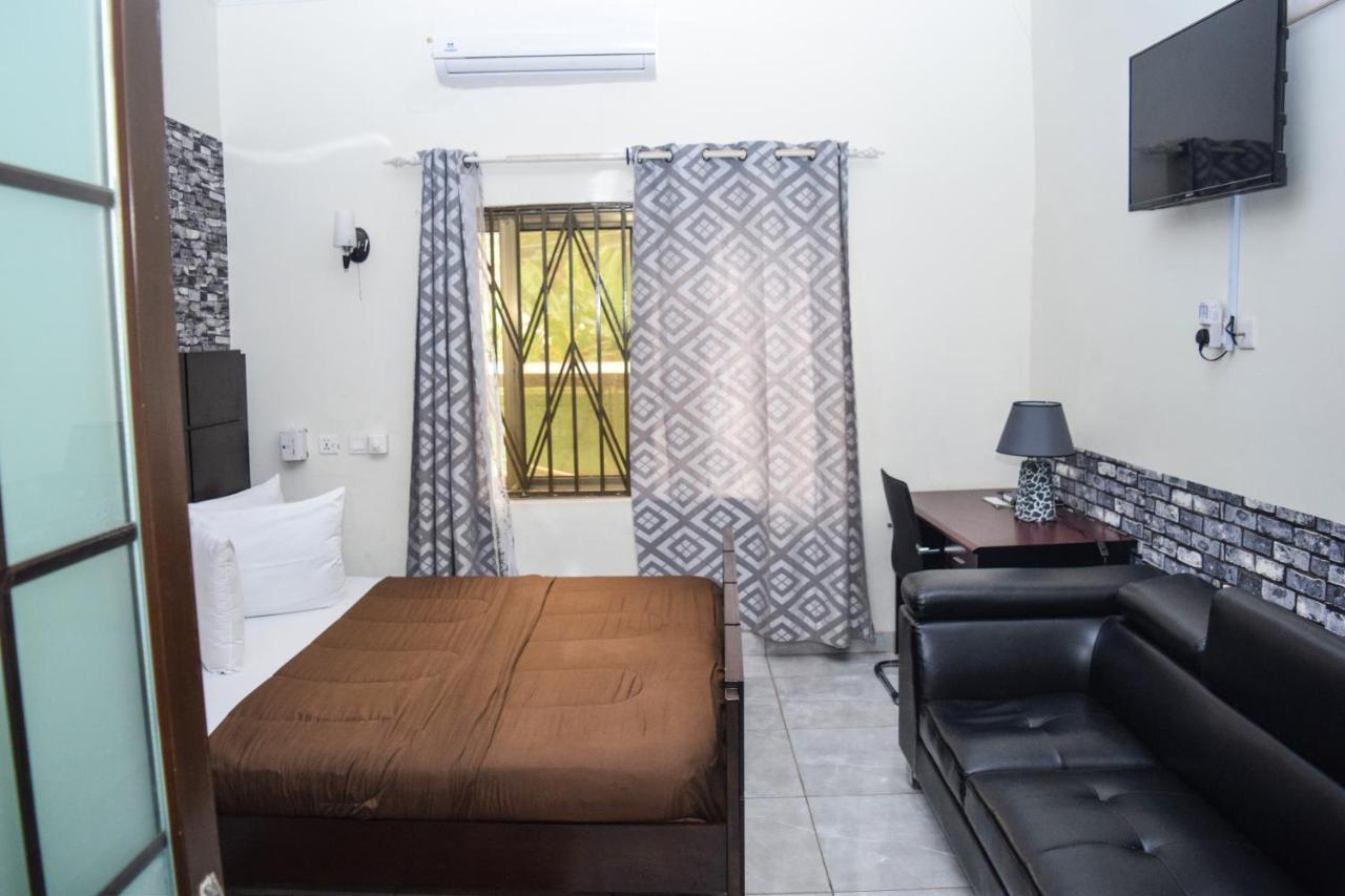 3A'S Guest House Akosombo Exteriör bild